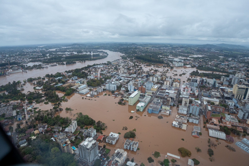 Várias regiões do Estado sofrem com seguidas enchentes 
