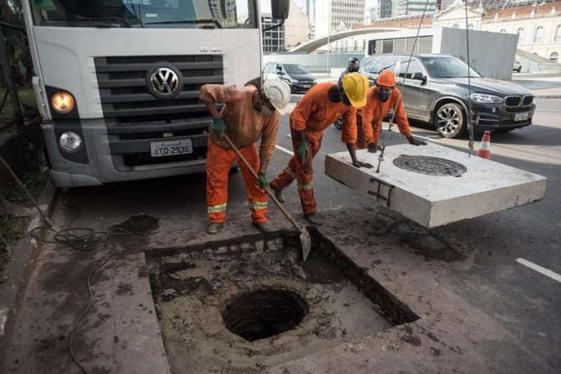 Projeto de lei estabelece que o trabalho de nivelamento será realizado pelas empresas responsáveis simultaneamente à execução, pelo Executivo Municipal, das obras nas vias