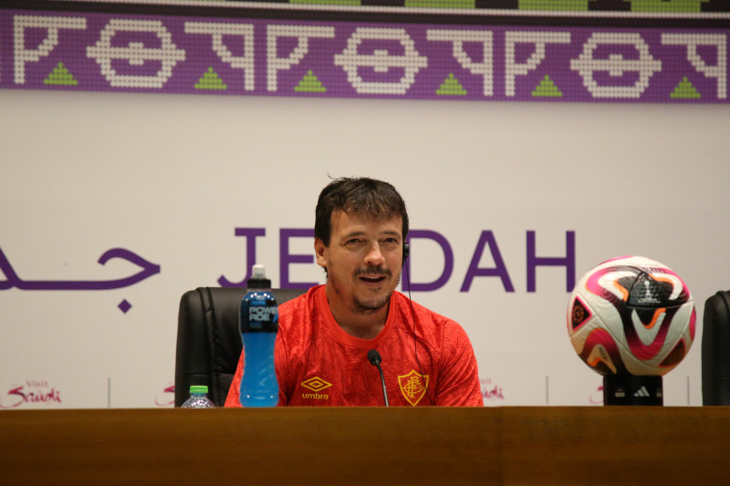 Diniz sonha com título mundial: 'Jogo mais importante da minha vida'