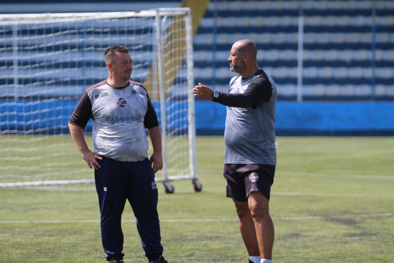 São José mantém base de 2023 e busca segurança no Gauchão