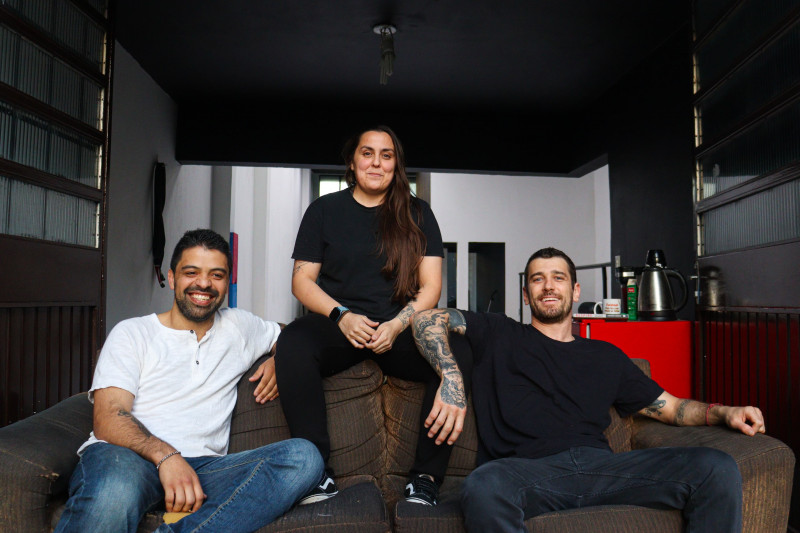 Renato Godoy, Thais Favarin e Lucas Hermann s&atilde;o os nomes por tr&aacute;s da Clan 1988 Foto: CLAN 1988/DIVULGA&Ccedil;&Atilde;O/JC