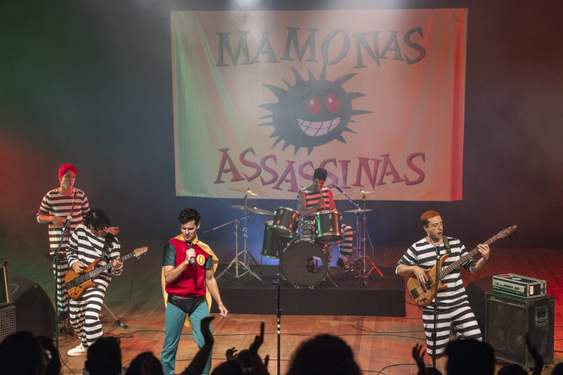 Mamonas Assassinas: O Filme estreia nos cinemas brasileiros nesta quinta-feira (28) e conta a história do grupo que morreu tragicamente 