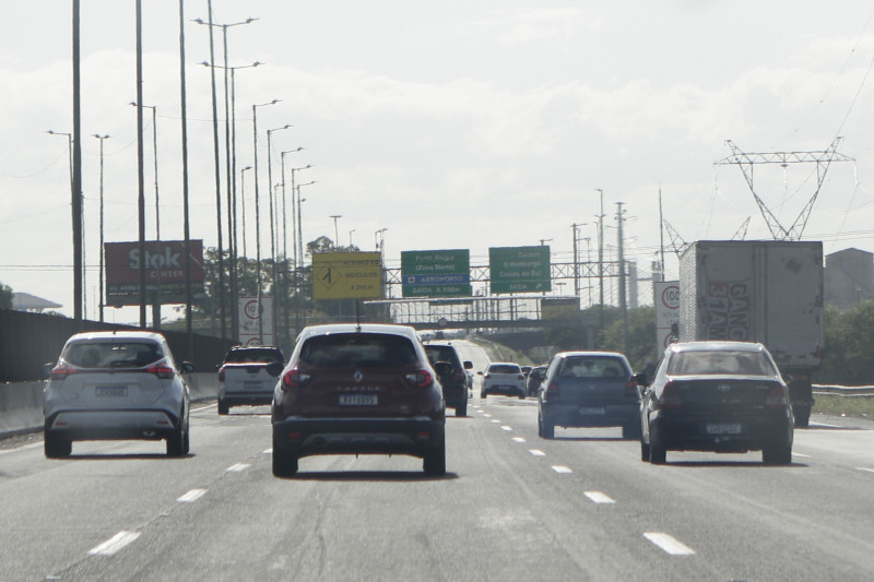 CCR prev&ecirc; a passagem de pelo menos 1,5 milh&atilde;o de motoristas de sexta-feira (9) at&eacute; a pr&oacute;xima quarta-feira (14)