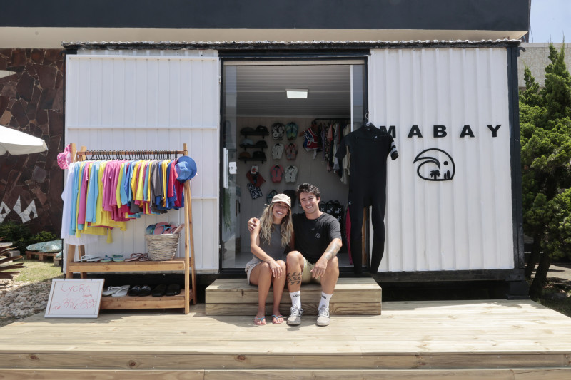 Elisa Rodrigues e Pedro Henrique Ramos são sócios da Mabay
 Foto: TÂNIA MEINERZ/JC