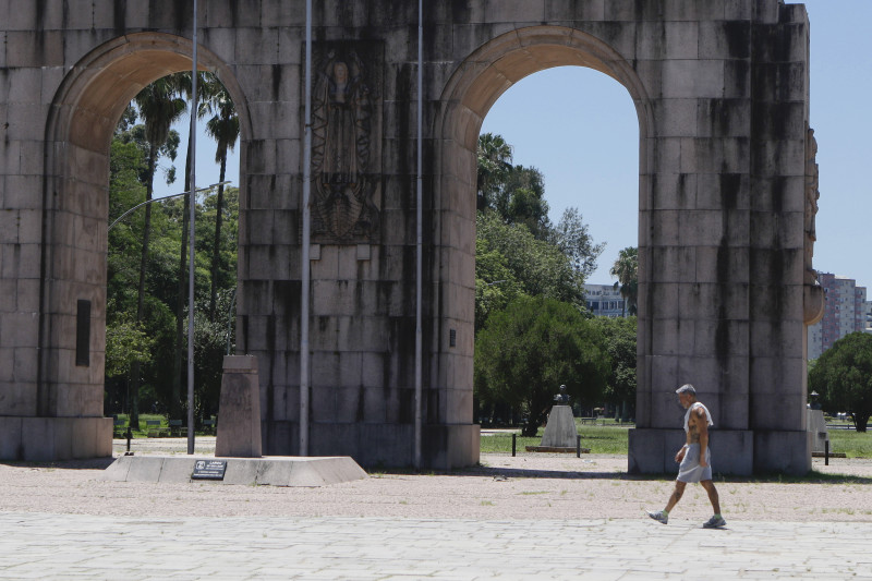 Em Porto Alegre, a temperatura vai chegar aos 30°C nesta segunda-feira