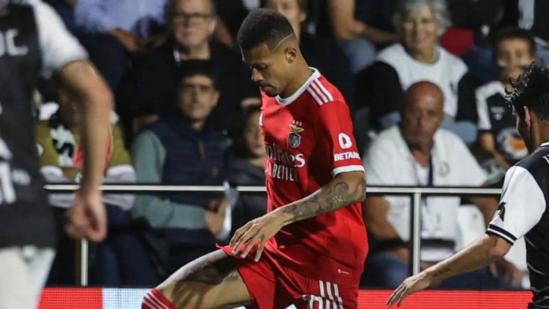 O negócio foi sacramentado junto ao Benfica, de Portugal