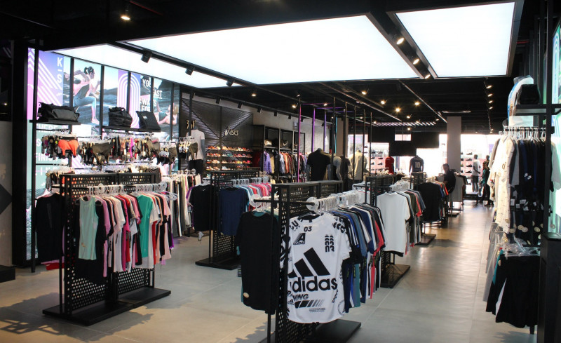 {'nm_midia_inter_thumb1':'https://www.jornaldocomercio.com/_midias/jpg/2024/01/03/206x137/1_minuto_varejo_kenpo_loja_caxias_do_sul_jornal_do_comercio-10433075.jpg', 'id_midia_tipo':'2', 'id_tetag_galer':'', 'id_midia':'659585a244688', 'cd_midia':10433075, 'ds_midia_link': 'https://www.jornaldocomercio.com/_midias/jpg/2024/01/03/minuto_varejo_kenpo_loja_caxias_do_sul_jornal_do_comercio-10433075.jpg', 'ds_midia': 'Minuto Varejo - lojas - Caxias do Sul - Kenpo Sports - esportes - vestu&aacute;rio ', 'ds_midia_credi': 'KENPO SPORTS/DIVULGA&Ccedil;&Atilde;O/JC', 'ds_midia_titlo': 'Minuto Varejo - lojas - Caxias do Sul - Kenpo Sports - esportes - vestu&aacute;rio ', 'cd_tetag': '1', 'cd_midia_w': '800', 'cd_midia_h': '489', 'align': 'Left'}