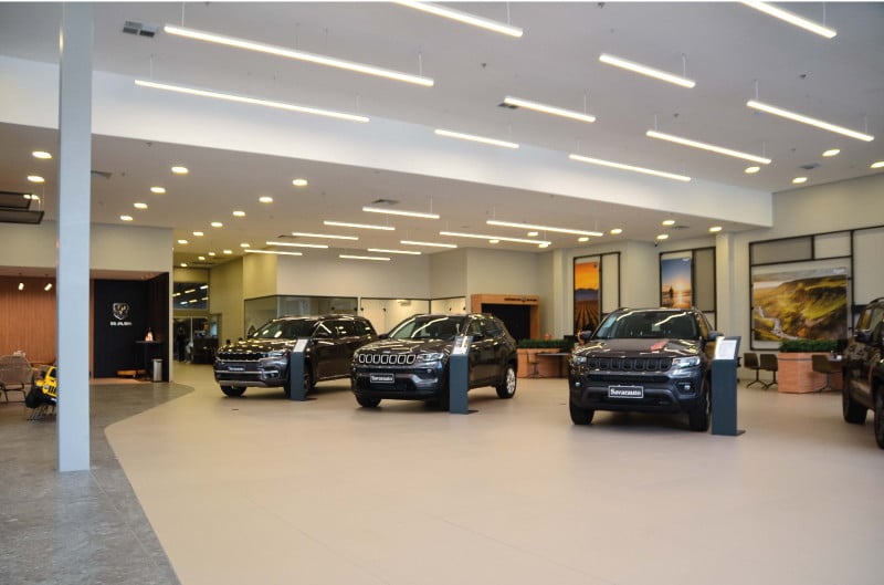 Revenda passa a ter modelos Jeep Ram em área maior na Nilo Peçanha 