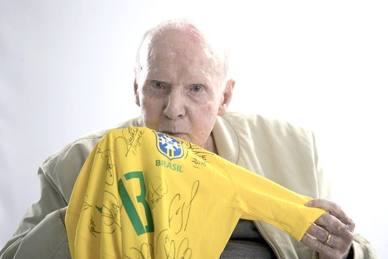 Zagallo, único tetracampeão mundial, morre aos 92 anos no Rio