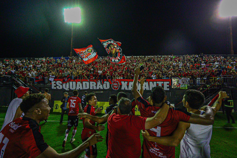 Em crise financeira, Brasil-Pel chega como franco-atirador