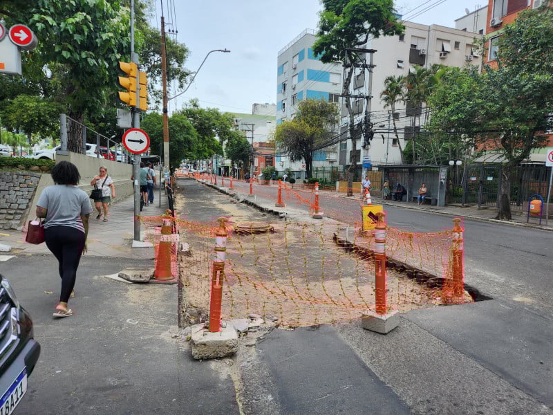 Obras na Cristóvão Colombo