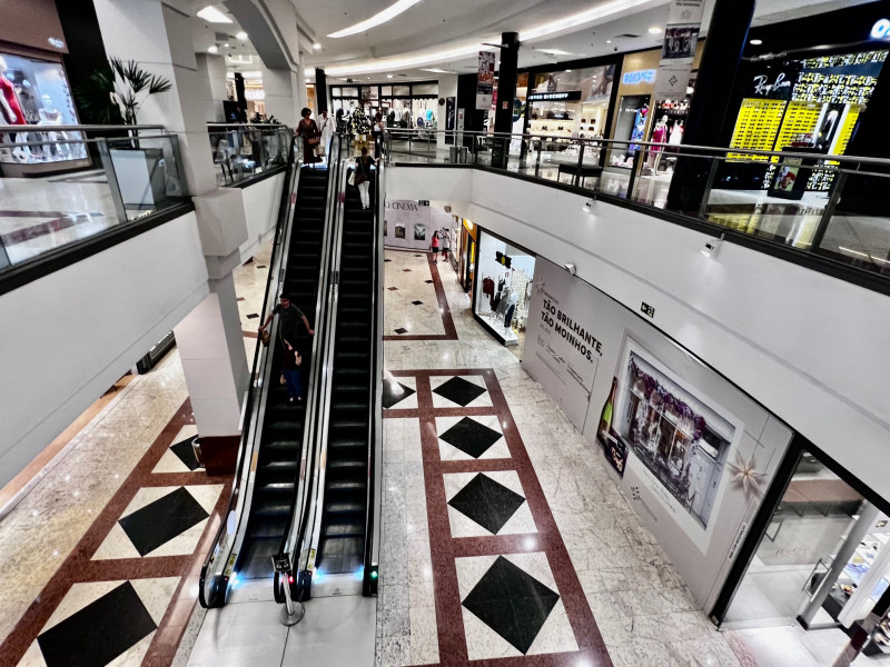 Moinhos Shopping teve de fechar devido a restrições e falta de água para bastecimento