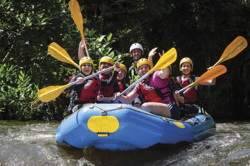 Rio Paranhana é considerado seguro para a prática do rafting foi é largo e não tem muita profundidade