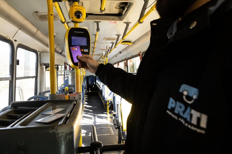 Recarga feita pelo WhatsApp em Pelotas entra no cartão em até 30 minutos