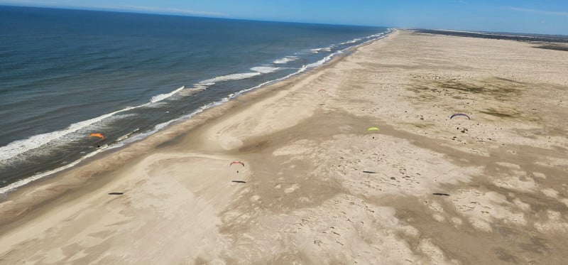 Litoral Sul do Estado sedia encontro internacional de paramotor, trike e paratrike