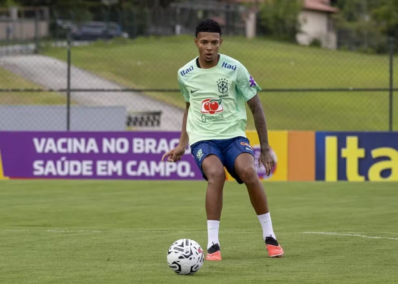 Segundo a CBF, o atleta foi desconvocado por não haver tempo para a recuperação