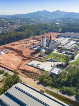 Família Moreira Salles lança oferta pública de ações da engarrafadora francesa Verallia