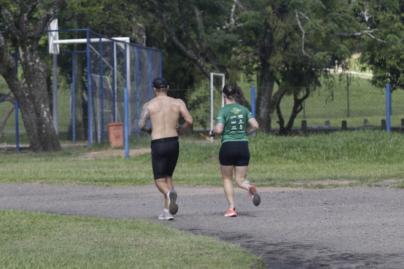 Busca por saúde e perda de peso são motivos apontados como atrativos da corrida de rua