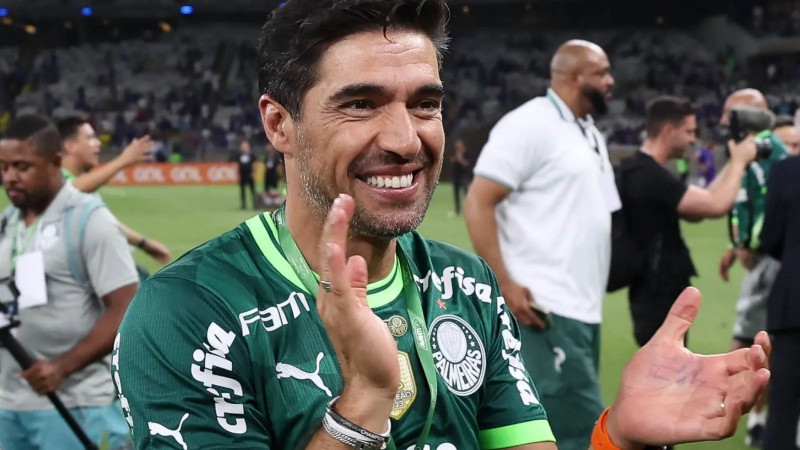 Leila Pereira confirma que Abel Ferreira renovou com o Palmeiras até 2025