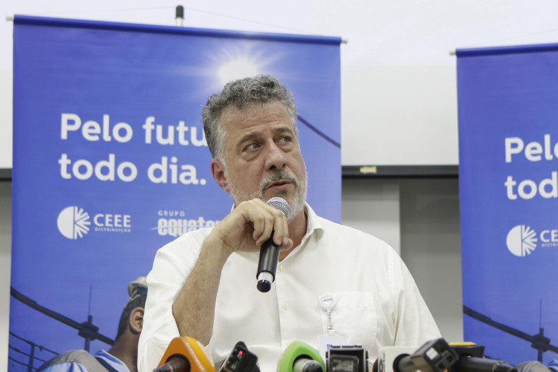 CEEE prevê restabelecimento total de atingidos pelo temporal nesta terça-feira