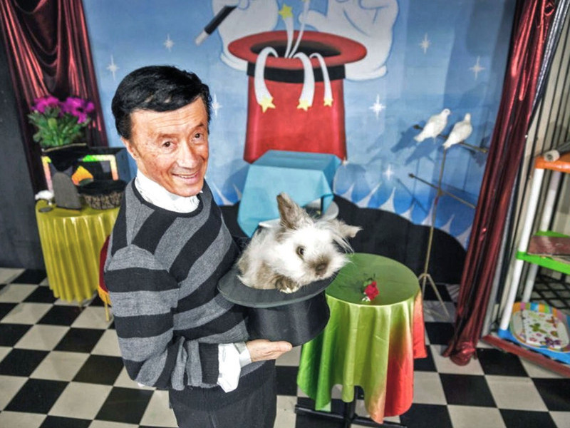 Ilusionista, animador, empresário e celebridade televisiva, Tio Tony foi personagem popular entre os gaúchos ao longo de quase cinco décadas