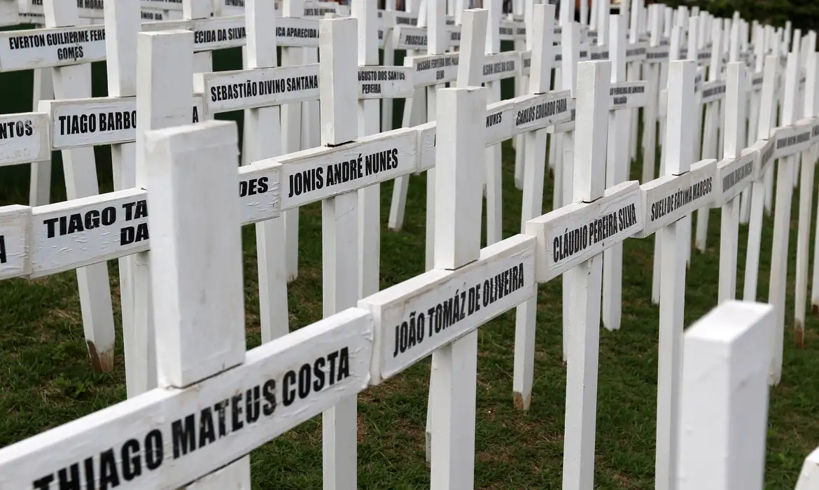 Advogados sustentaram que não havia justa causa para o recebimento da denúncia