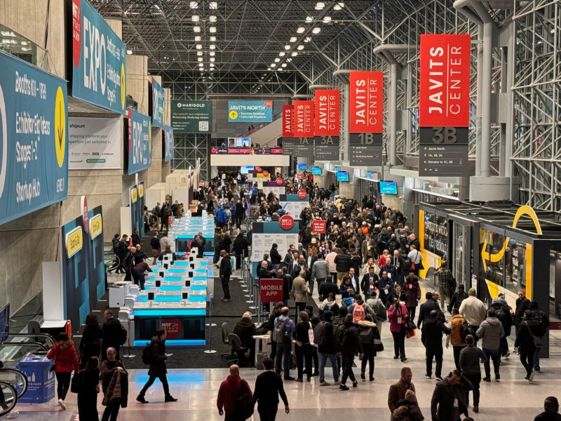 Palco da NRF é o Javits Center, que atraiu mas de 40 mil visitantes em janeiro 