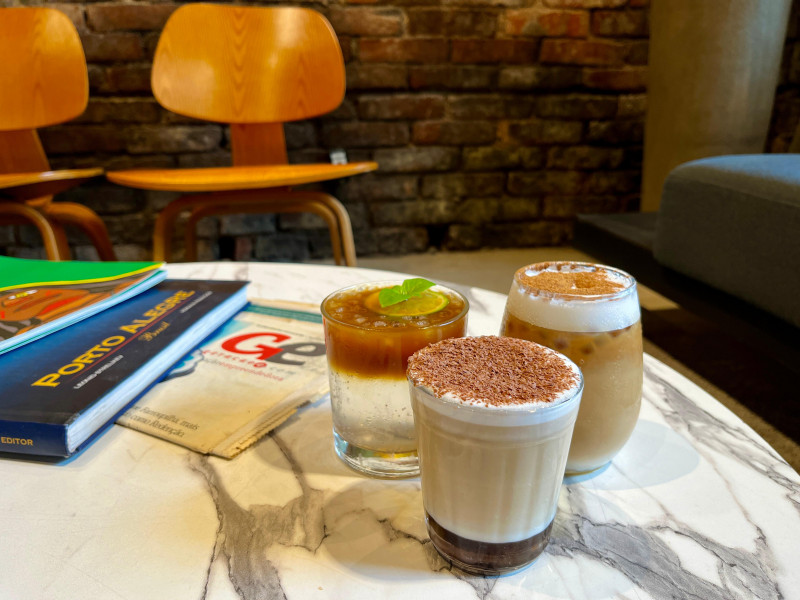 O Porto Farrô conta com uma carta de cafés gelados para o verão Foto: PORTO FARRÔ/DIVULGAÇÃO/JC