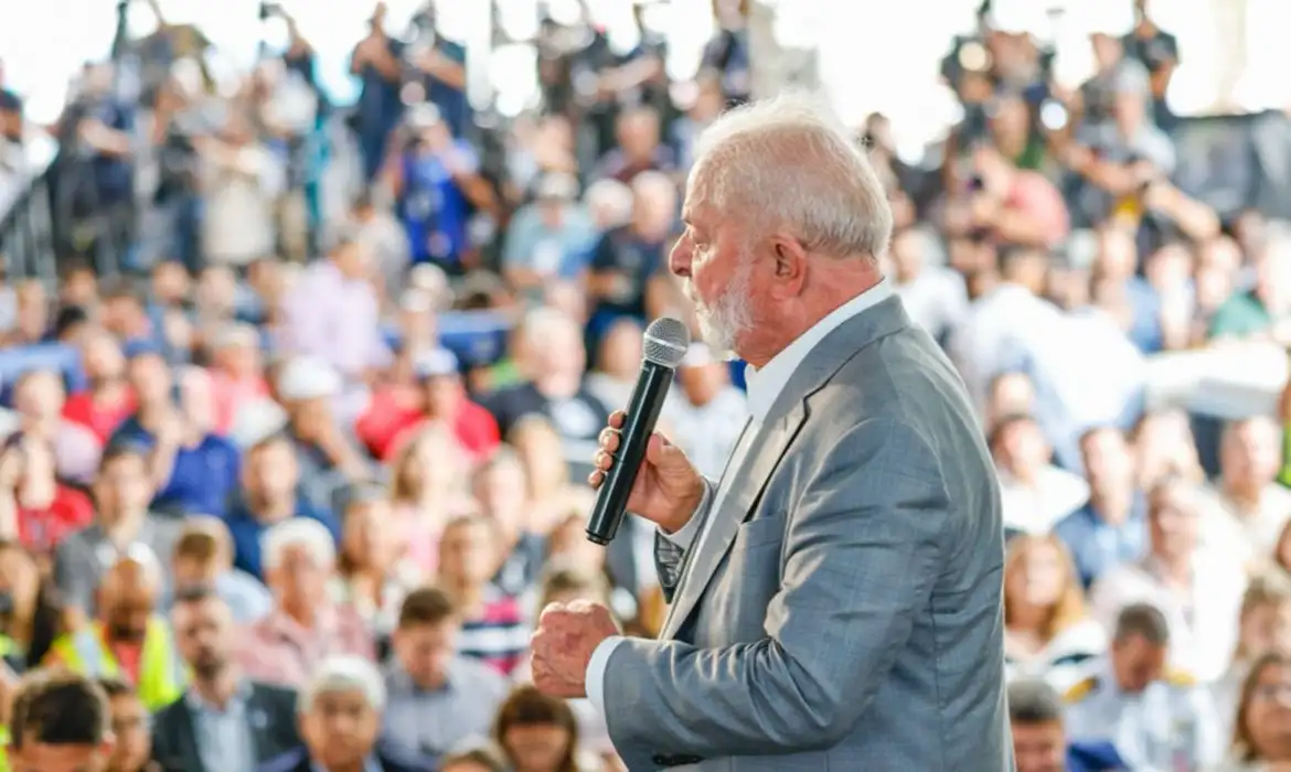 Presidente participou da cerimônia de comemoração aos 132 anos do Porto de Santos