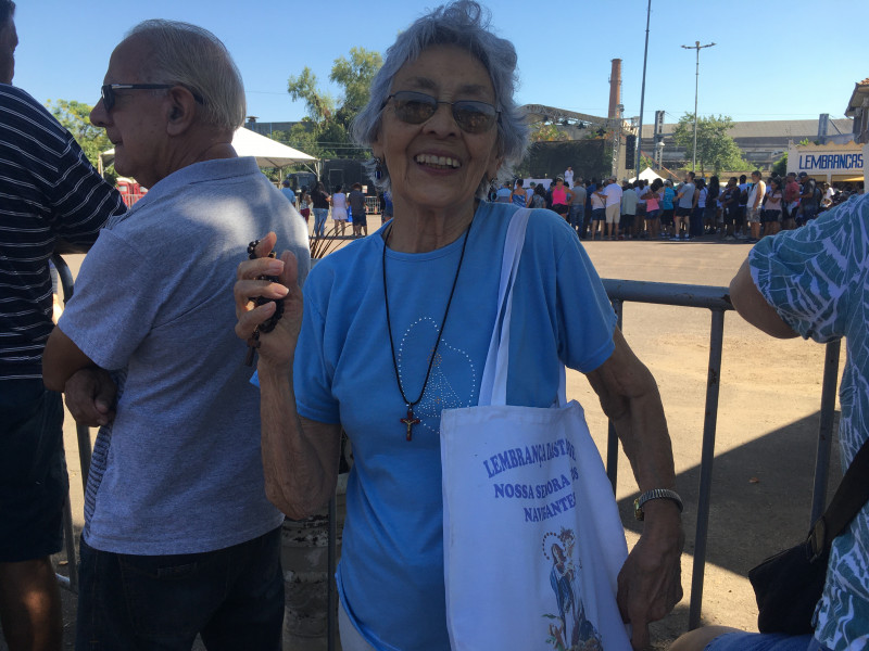 {'nm_midia_inter_thumb1':'https://www.jornaldocomercio.com/_midias/jpg/2024/02/02/206x137/1_geral_procissao_de_navegantes_2024_fieis_jornal_do_comercio-10464500.jpg', 'id_midia_tipo':'2', 'id_tetag_galer':'', 'id_midia':'65bd20139b34c', 'cd_midia':10464500, 'ds_midia_link': 'https://www.jornaldocomercio.com/_midias/jpg/2024/02/02/geral_procissao_de_navegantes_2024_fieis_jornal_do_comercio-10464500.jpg', 'ds_midia': 'Geral - religião - Procissão de Nossa Senhora de Navegantes - 2024 - fiéis - Aurelina Alves - Porto Alegre', 'ds_midia_credi': 'MARIA WELTER/ESPECIAL/JC', 'ds_midia_titlo': 'Geral - religião - Procissão de Nossa Senhora de Navegantes - 2024 - fiéis - Aurelina Alves - Porto Alegre', 'cd_tetag': '1', 'cd_midia_w': '800', 'cd_midia_h': '600', 'align': 'Left'}