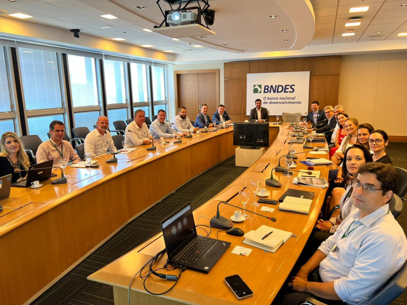 Reunião de empresários do Vale Taquari e Vale do Caí com o BNDES aconteceu na sede do banco, no Rio de Janeiro