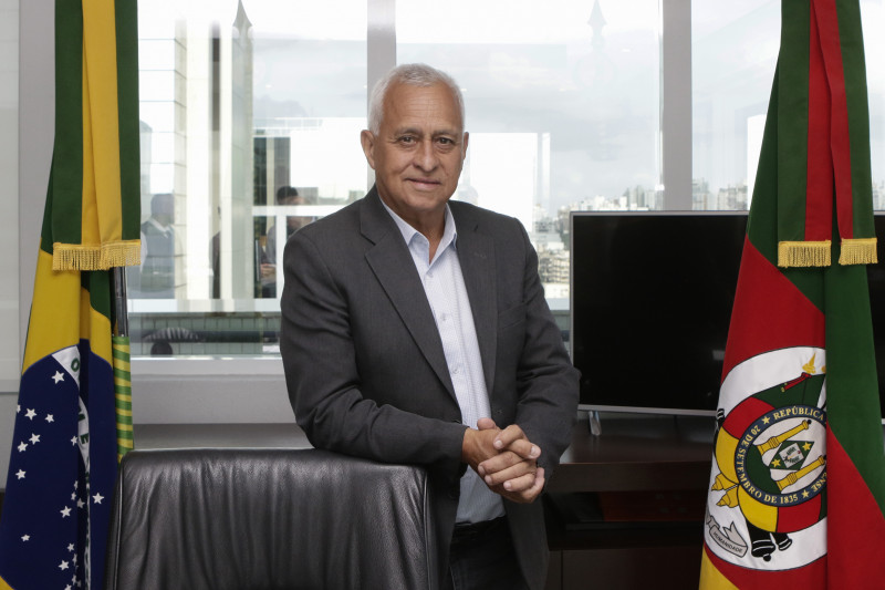 De volta à presidência do TCE, conselheiro projeta que análise sobre privatização da Corsan deve ser concluída no primeiro semestre