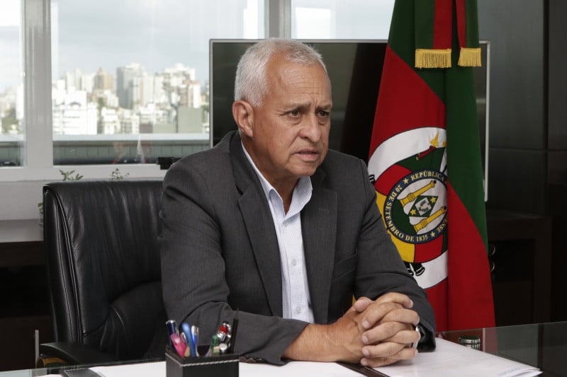 De volta à presidência do TCE, conselheiro projeta que análise sobre privatização da Corsan deve ser concluída no primeiro semestre