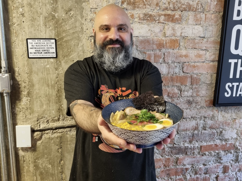 Pablo Rozados criou o Clube do Ramen com o objetivo de oferecer a tradicional iguaria aos porto-alegrenses  Foto: JAMIL AIQUEL/especial/JC