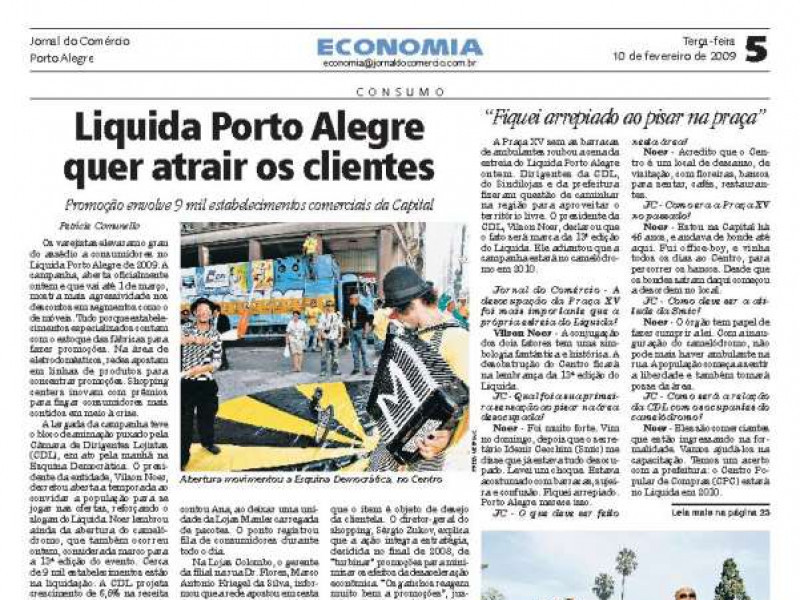 Noer volta à Praça XV e identifica 20% de camelôs do que tinha antes da retirada em 2009