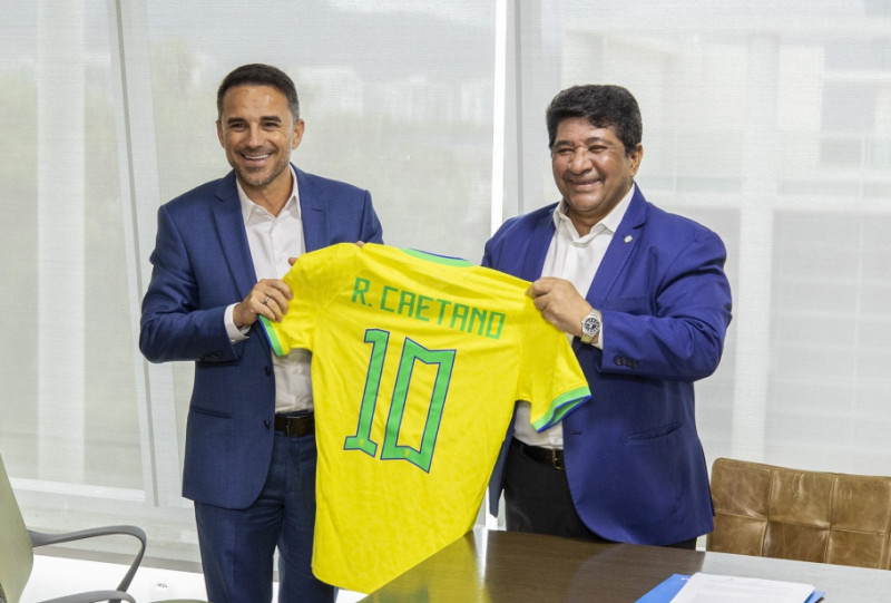 CBF oficializa Rodrigo Caetano como novo homem-forte das seleções