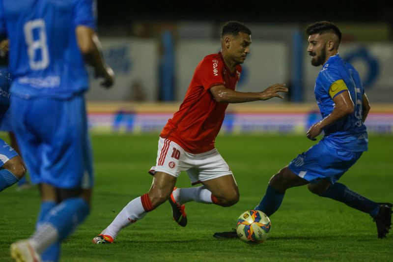 Inter de Alan Patrick virou sobre o Noia depois de início apagado