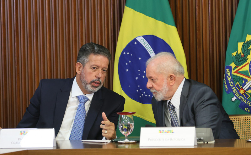 Crise Lula-Israel municia bolsonaristas, mas líderes do Congresso descartam avanço de impeachment