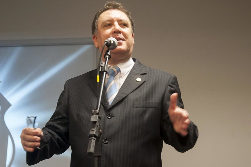 Presidente santista foi eleito em dezembro de 2023, após queda do Santos para a Série B