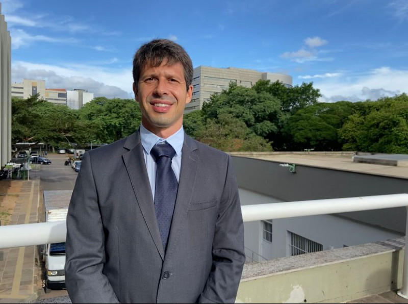 Carlos Molinari foi eleito como presidente municipal do partido recentemente