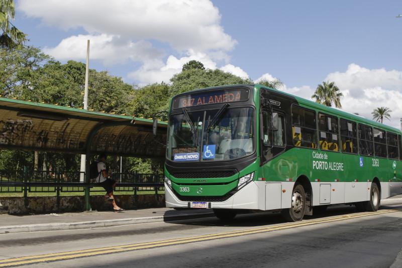 A tarifa dos ônibus de Porto Alegre é R$ 4,80 desde junho de 2021