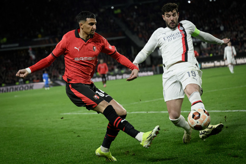 Equipe francesa se impôs ofensivamente, mas italianos fizeram valer a vantagem do jogo da ida