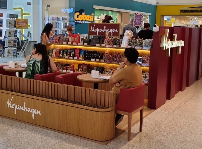 Uma das maiores chocolatarias do Brasil chegou ao Shopping Pelotas com quiosque