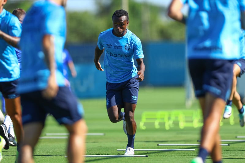 Grêmio foca na Recopa Gaúcha para reerguer a moral do time após o Grenal