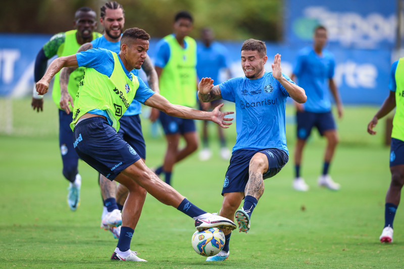 Sem Portaluppi e com reservas, Grêmio visita o São Luiz na decisão da Recopa Gaúcha