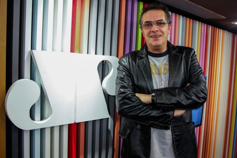 Tognolli escreveu para jornais e revistas, com passagens por veículos como Veja, Folha, Estadão, Jornal da Tarde e Consultor Jurídico