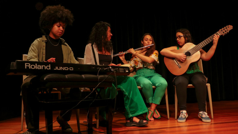 Grupo feminino de choro Sorrindo as Pitangas faz apresentação gratuita no Instituto Ling neste sábado (9), às 17h, em comemoração ao Dia Internacional da Mulher 