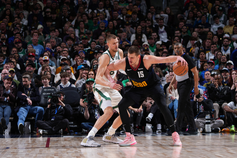 Denver Nuggets derrota Boston Celtics em jornada inspirada de Nikola Jokic na NBA