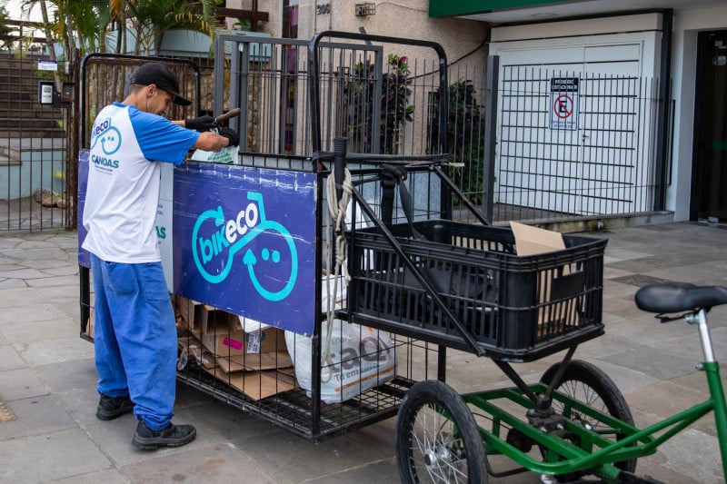 Bicicletas do projeto Bikeco vão assumir o serviço em duas localidades, com possibilidade de expansão