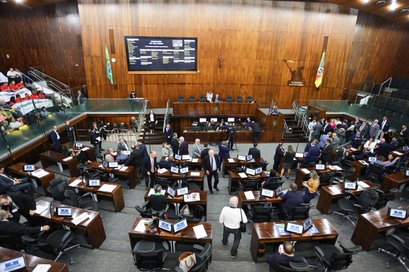 Pacote de reforma administrativa do Estado será votado nesta sexta (19) em sessão extraordinária